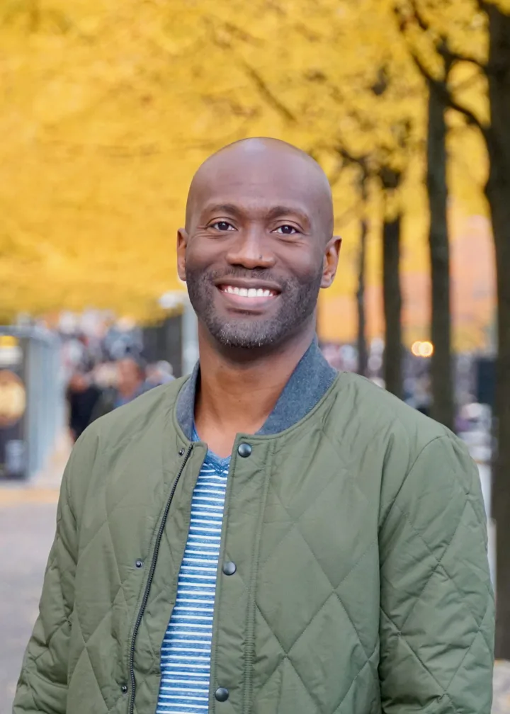 Dr. Daniel Emina
