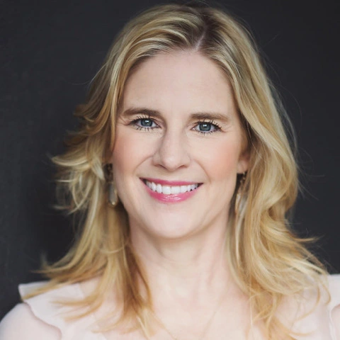 Laura Dennis
