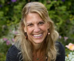 Laurie Polich Short